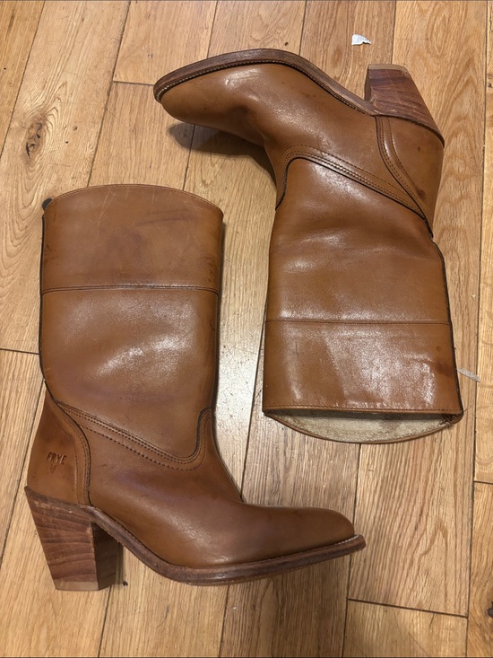 Frye Shoes - Frye 70s Vintage Tan Leather Mid-Calf Western Boots